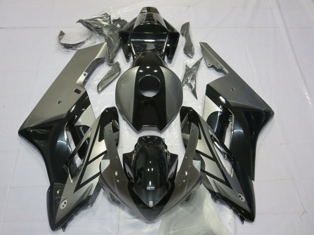 2004-2005 Black and Silver CBR1000RR Fairings